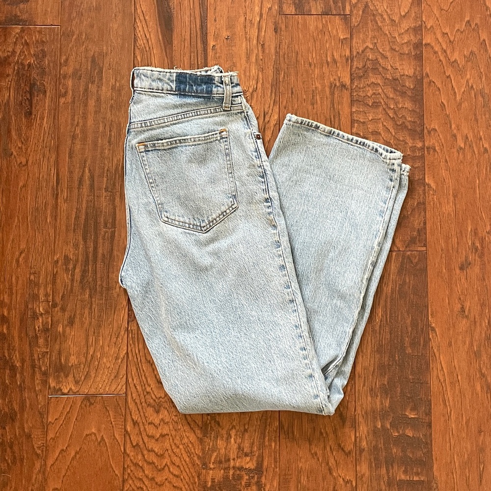 Abercrombie & Fitch Curve Love 90s Relaxed Jean, Size 28/6 regular